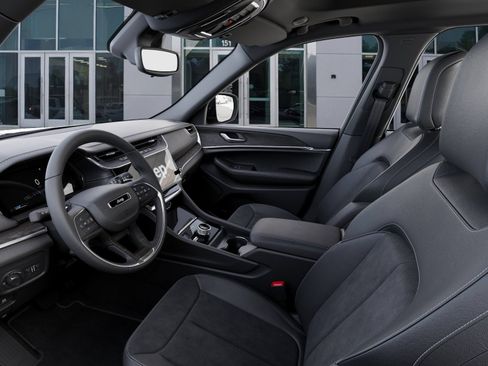 New 2026 Jeep Grand Cherokee Altitude RWD image 22