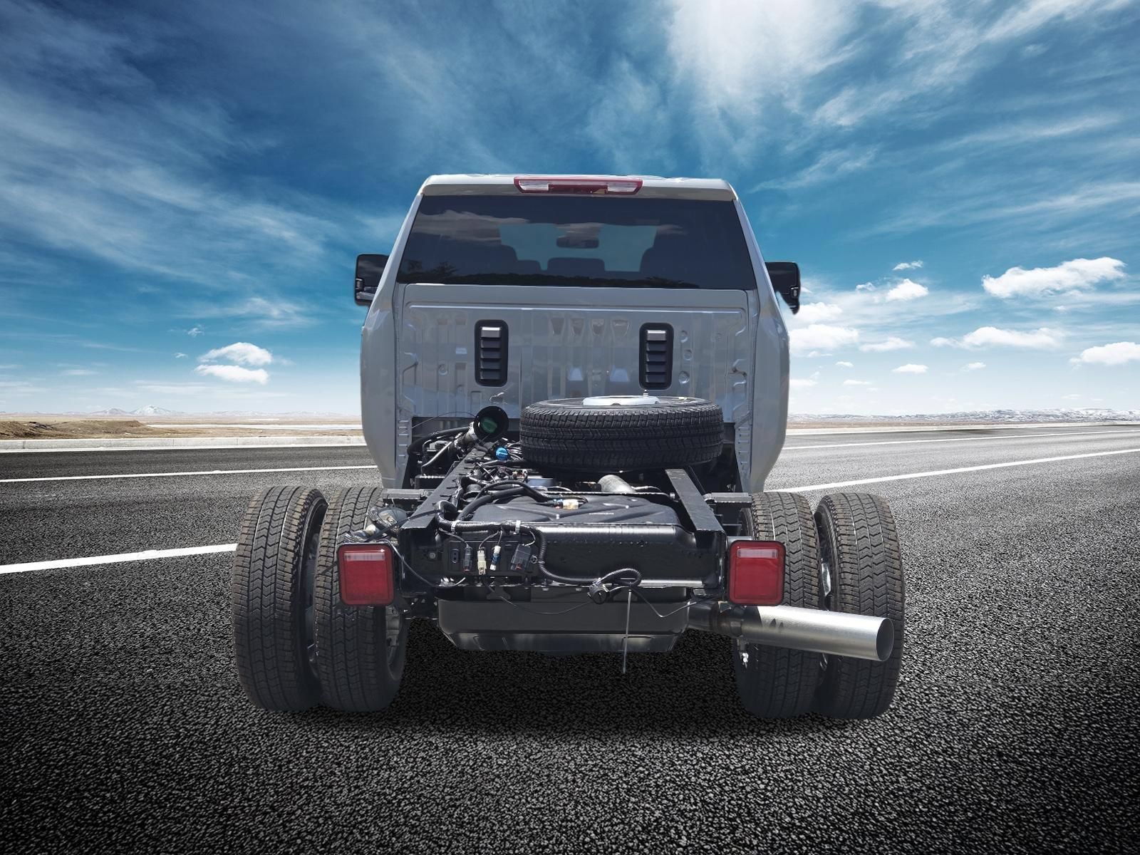 New 2026 GMC Sierra 3500 SLE AWD/4WD image 15