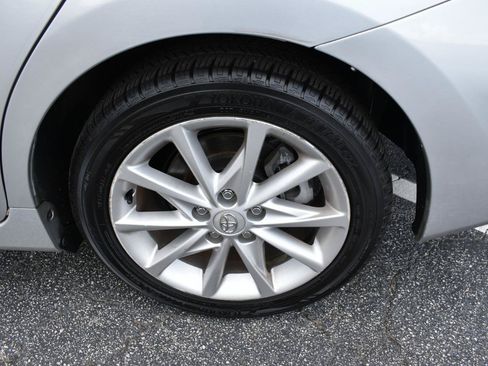 Used 2012 Toyota Prius V Five FWD image 34