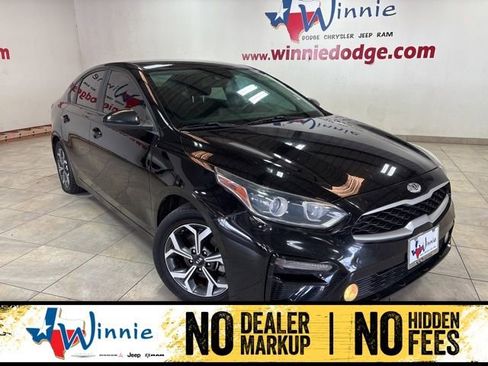 Used 2020 Kia Forte LXS FWD image 1