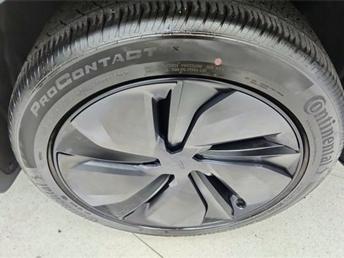 Used 2026 Tesla Model Y Long Range image 55