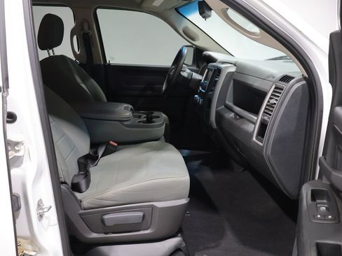 Used 2016 RAM 1500 Express AWD/4WD image 21