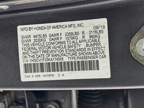 Used 2019 Honda Accord Sport image 12