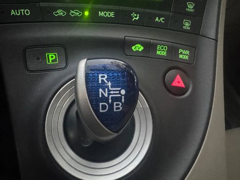 Used 2011 Toyota Prius Four image 19