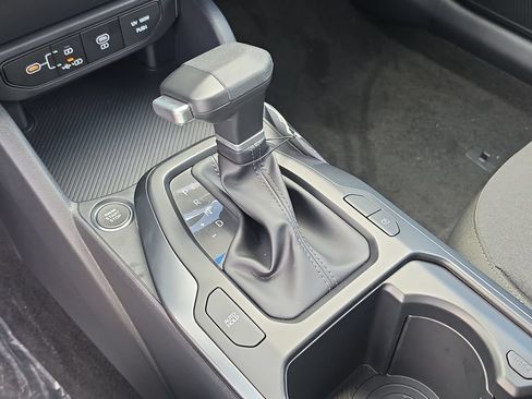 New 2026 Kia K4 FWD image 24