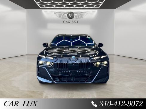 Used 2023 BMW 740i RWD image 8