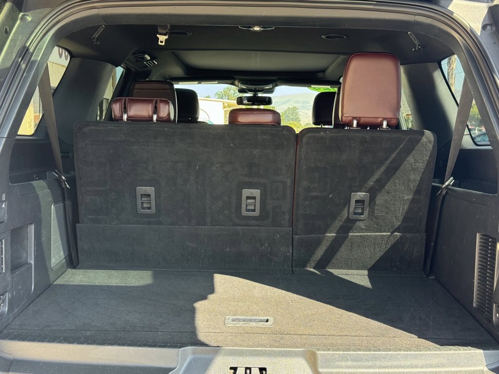 Used 2023 Ford Expedition Max Limited RWD image 6