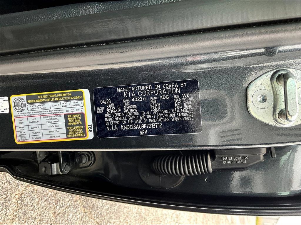 Used 2023 Kia Soul LX w/ Option Group 015 FWD image 21