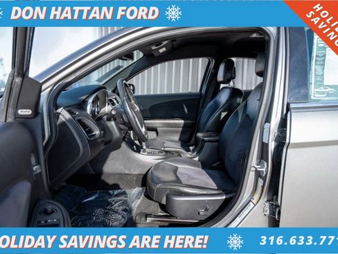 Used 2013 Chrysler 200 Limited image 5