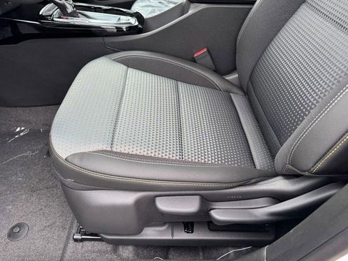 New 2026 Chevrolet Trax LT FWD image 7