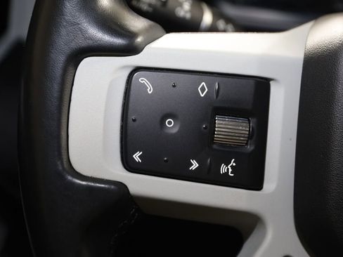 Used 2023 Land Rover Defender 110 SE AWD/4WD image 41