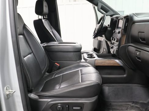 Used 2021 Chevrolet Silverado 2500 High Country image 23