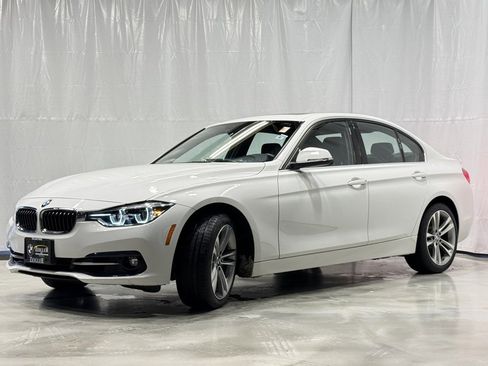 Used 2018 BMW 340i xDrive 340i xDrive image 6