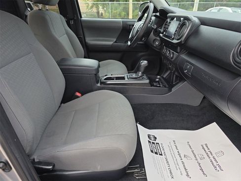 Certified 2022 Toyota Tacoma SR image 14