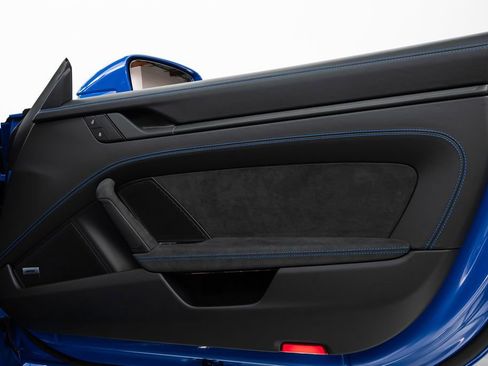 Used 2025 Porsche 911 GT3 image 28