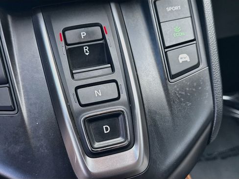 Certified 2022 Honda CR-V Touring image 16