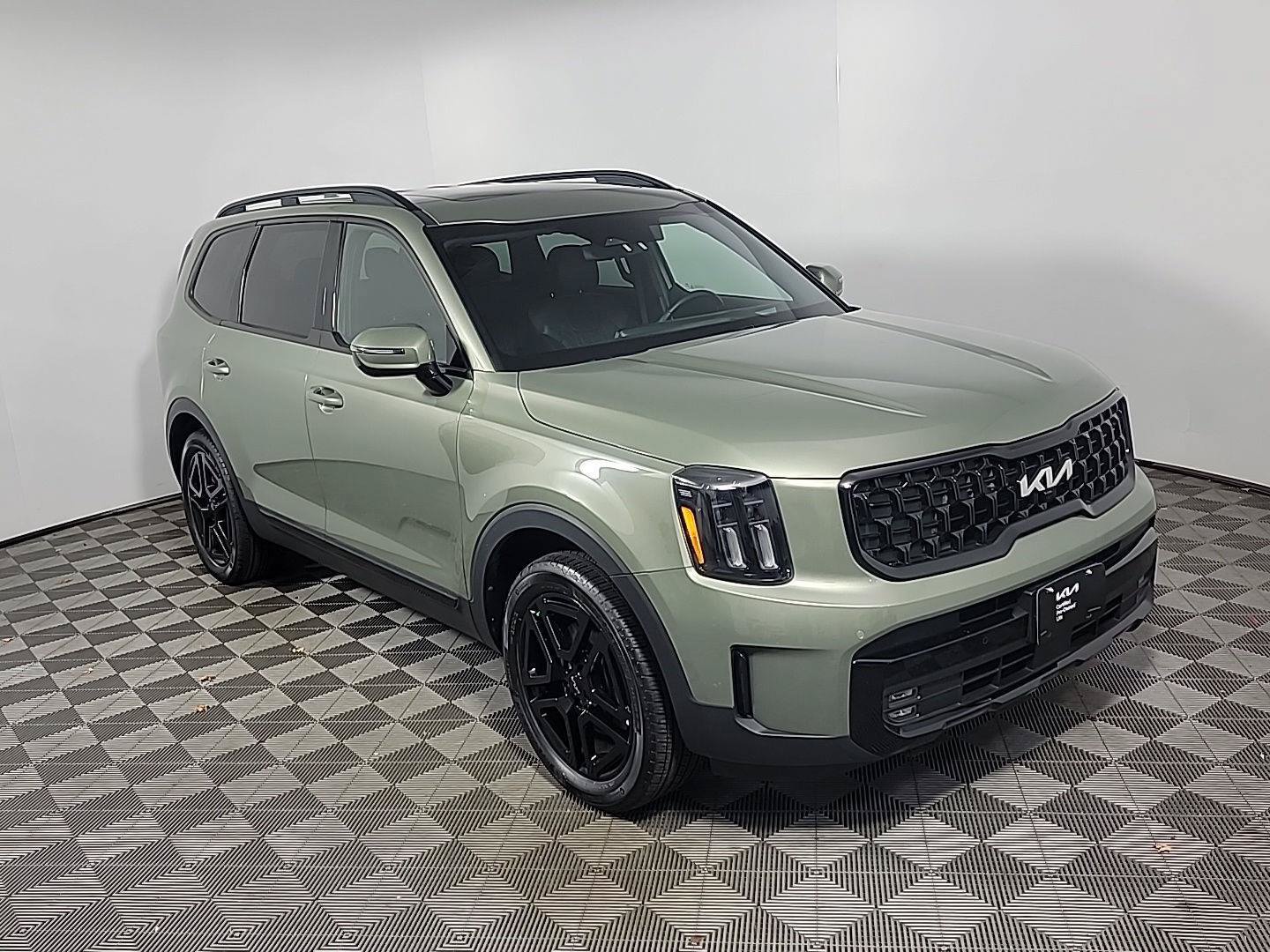 Used 2024 Kia Telluride SX Prestige X-Line AWD/4WD image 2