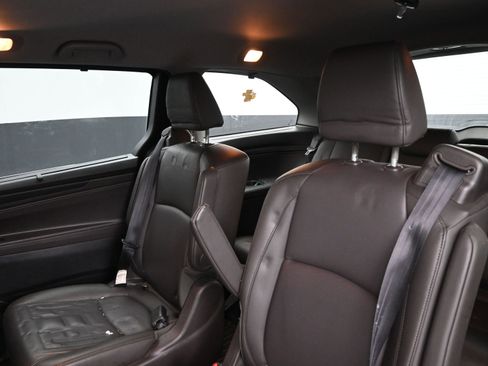 Used 2019 Honda Odyssey EX-L image 17