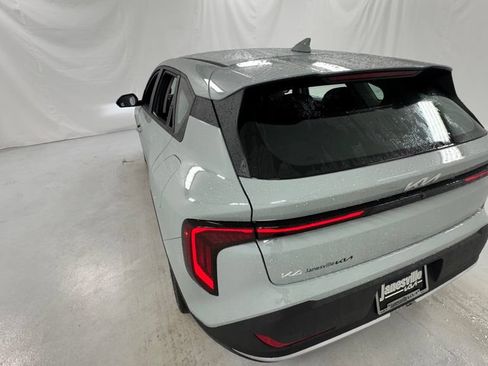 New 2026 Kia K4 EX FWD image 5