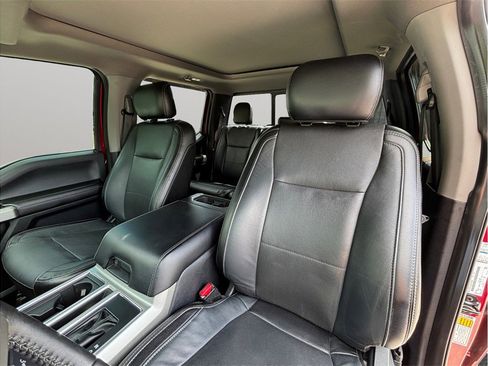 Used 2017 Ford F150 Lariat w/ Equipment Group 502A Luxury AWD/4WD image 19