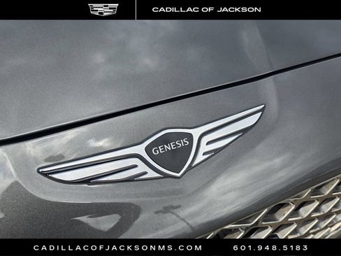 Used 2025 Genesis G70 2.5T RWD image 9