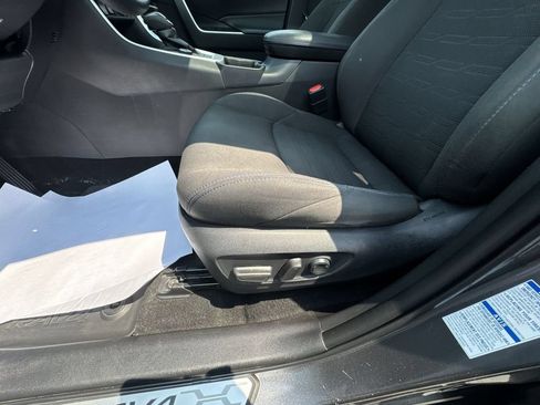 Used 2022 Toyota RAV4 SE w/ Convenience Package AWD/4WD image 18