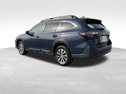 Used 2025 Subaru Outback Premium AWD/4WD image 27