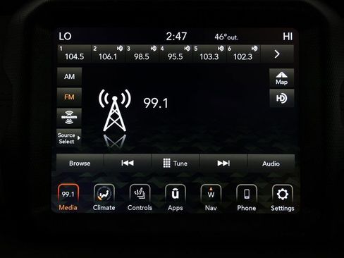 Used 2022 Jeep Wrangler Unlimited Sahara image 24