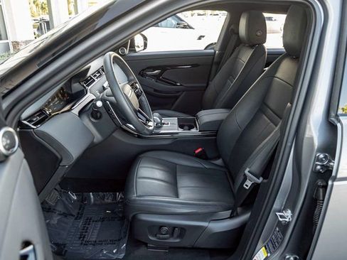 Used 2025 Land Rover Range Rover Evoque S image 14