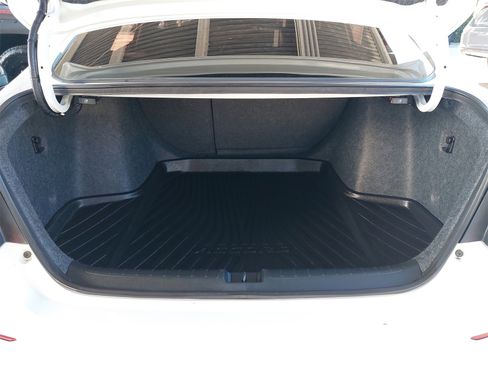 Used 2022 Honda Accord Sport image 12