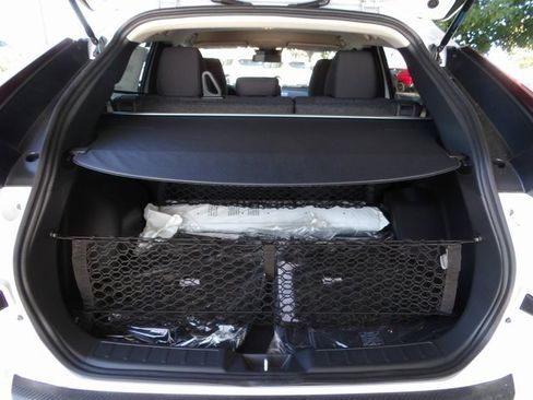 New 2026 Mitsubishi Eclipse Cross LE image 10