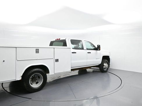 Used 2019 Chevrolet Silverado 3500 W/T w/ WT Convenience Package AWD/4WD image 7