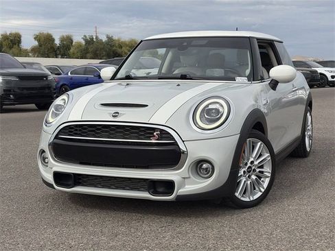 Used 2020 MINI Cooper S image 3