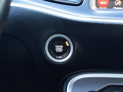 Used 2021 Dodge Challenger R/T Scat Pack image 37