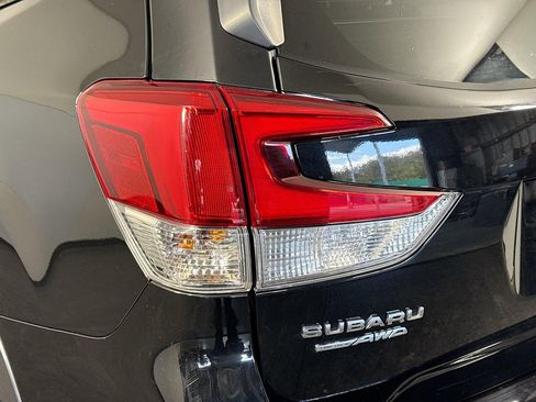 Used 2023 Subaru Forester Premium image 36