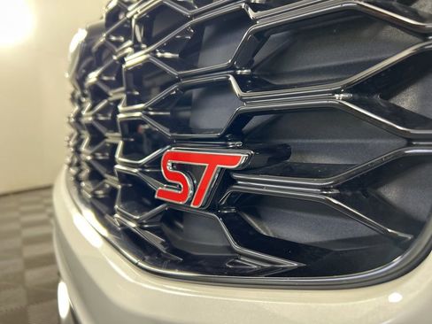 Used 2025 Ford Explorer ST w/ Sun And Sound Package image 2