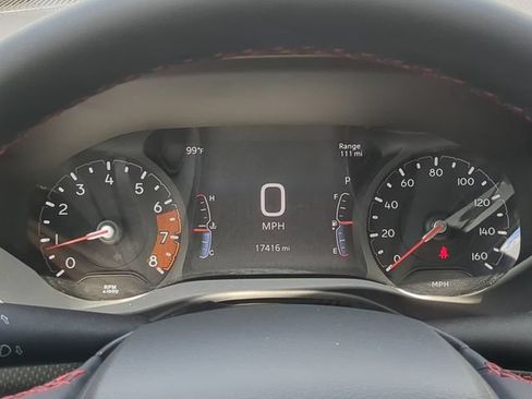Used 2025 Jeep Compass Trailhawk AWD/4WD image 31