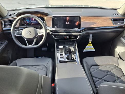 New 2026 Volkswagen Atlas SE FWD image 5