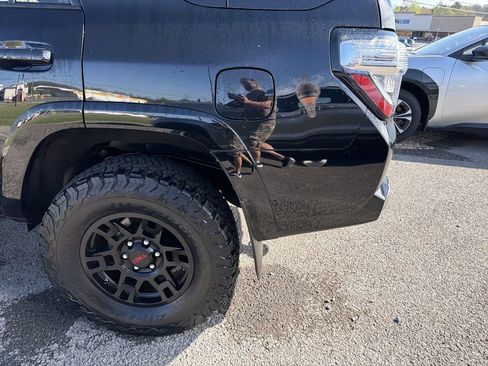 Used 2020 Toyota 4Runner TRD Off-Road Premium w/ Moonroof Package image 9