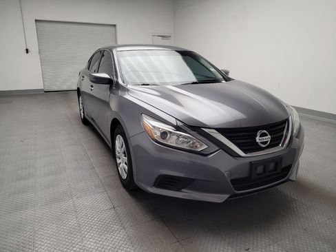 Used 2018 Nissan Altima 2.5 S w/ S Convenience Package image 14