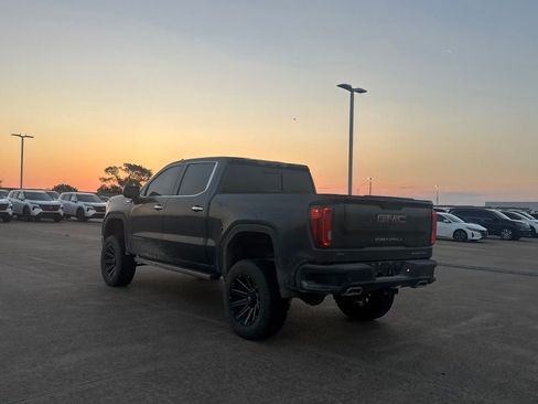 Used 2021 GMC Sierra 1500 Denali w/ Denali Ultimate Package AWD/4WD image 17