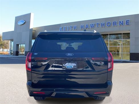 New 2025 Ford Expedition Platinum w/ Stealth Performance Package image 5