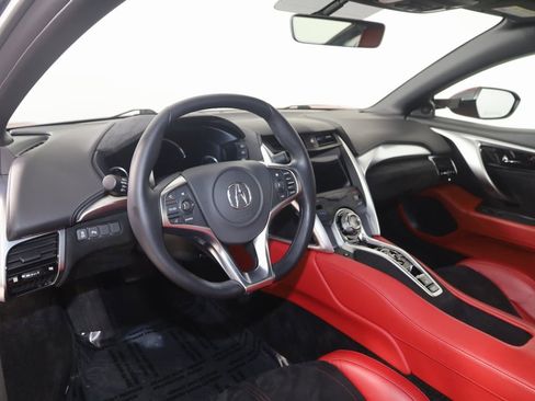 Used 2017 Acura NSX image 32
