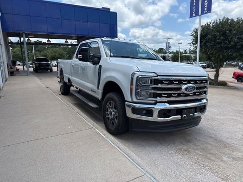 Used 2024 Ford F350 Lariat w/ FX4 Off-Road Package AWD/4WD image 2