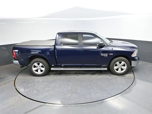 Used 2019 RAM 1500 Classic SLT AWD/4WD image 40
