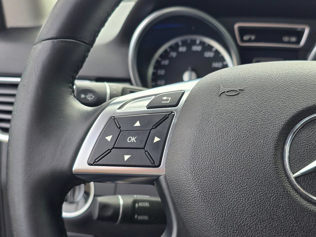 Used 2015 Mercedes-Benz ML 250 BlueTEC 4MATIC image 20