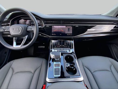 Used 2026 Audi Q7 3.0T Premium w/ Convenience Plus Package AWD/4WD image 15