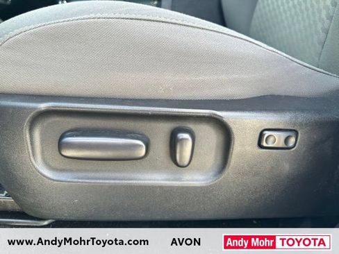 Used 2023 Toyota Tacoma SR5 AWD/4WD image 12