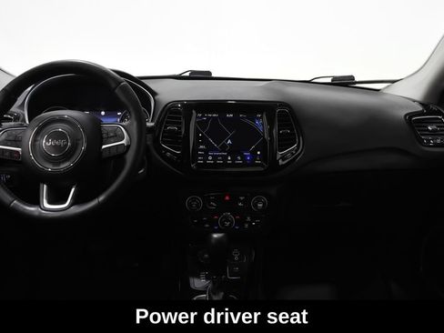 Used 2018 Jeep Compass Limited w/ Navigation Group AWD/4WD image 11