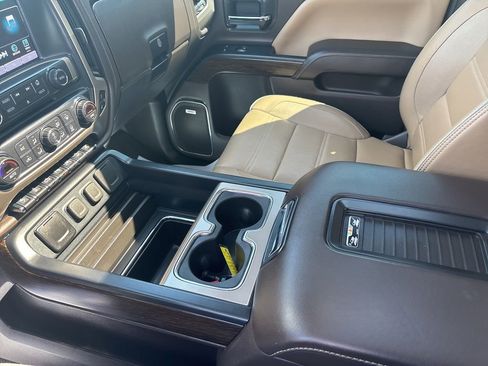 Used 2018 GMC Sierra 1500 Denali w/ Denali Ultimate Package AWD/4WD image 20